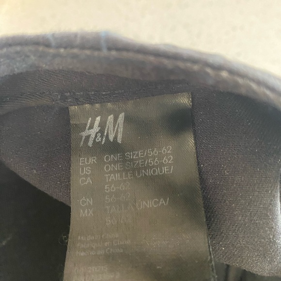 H&M hat - Picture 2 of 2